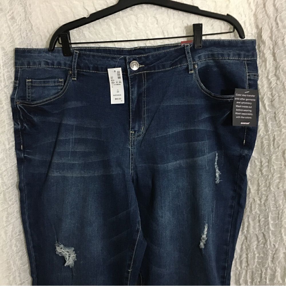 Avenue Skinny Distressed Jeans Size 22 *Wrong Inside Tag - Picture 2 of 9
